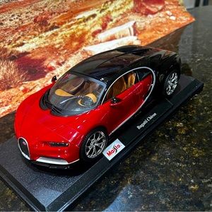 Bugatti Chiron Maisto 1.8 scale Red/Black Diecast